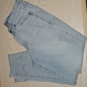 Express Size 28 by 30 Light‎ Wash Distressed Jeans